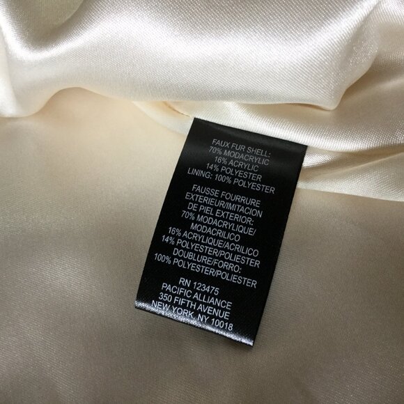 Tahari Women Size L Faux Fur Cape Wrap Capelet Champagne Pearl Brooch NWT $119 - Picture 12 of 12